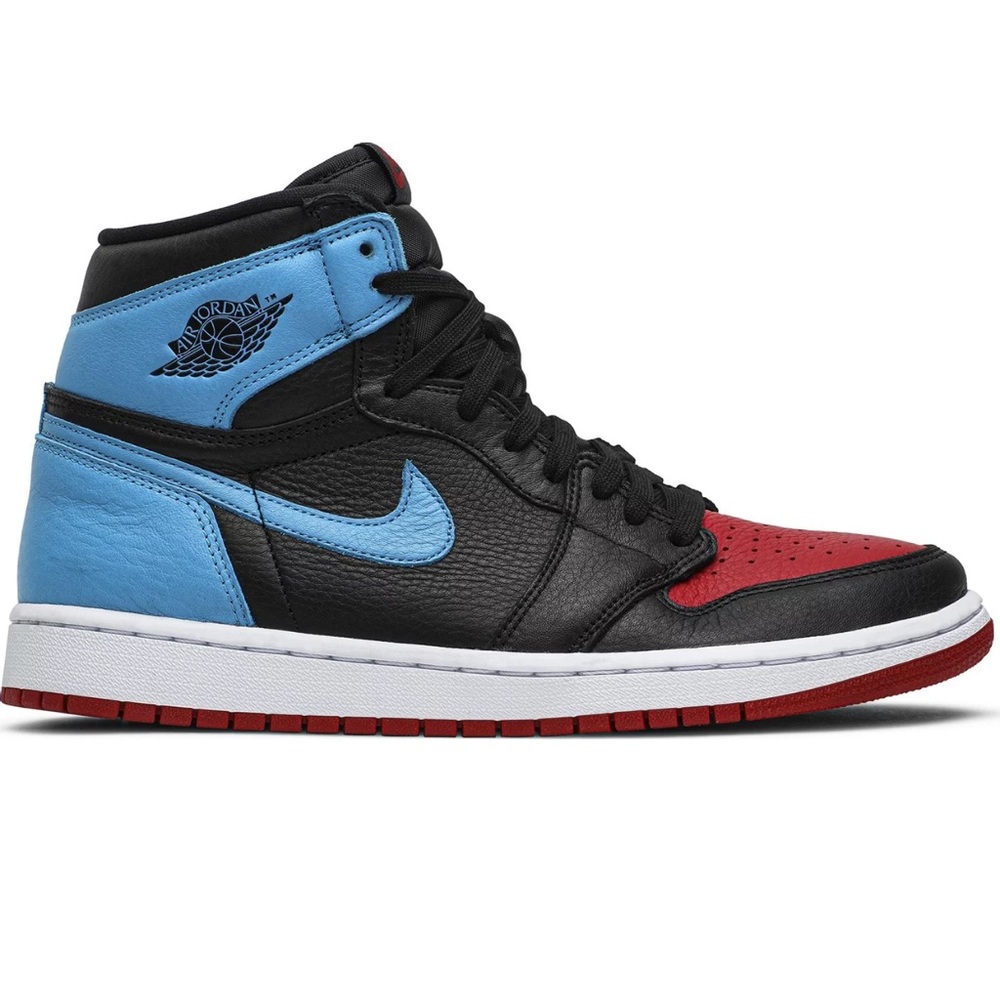 Air Jordan 1 Retro High
Unc to Chicago (Women's)
